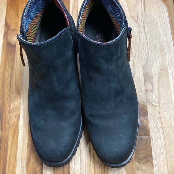 The North Face Women’s Bridgeton Booties / Size-5 - Picture 3 of 12